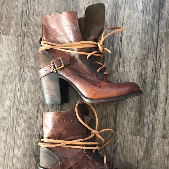 Freebird by Steven Shoes - FREEBIRD by Steven cognac Billy boot